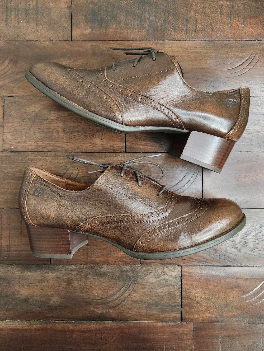 Born Women's Brown Leather Lace-Up Brogue Heels Sz 10 Heritage Old Money Preppy